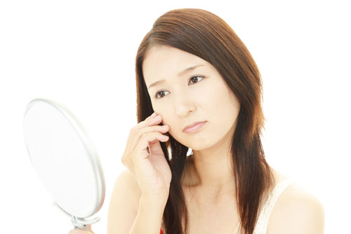 不規則な生活習慣で黒ずみになりやすい